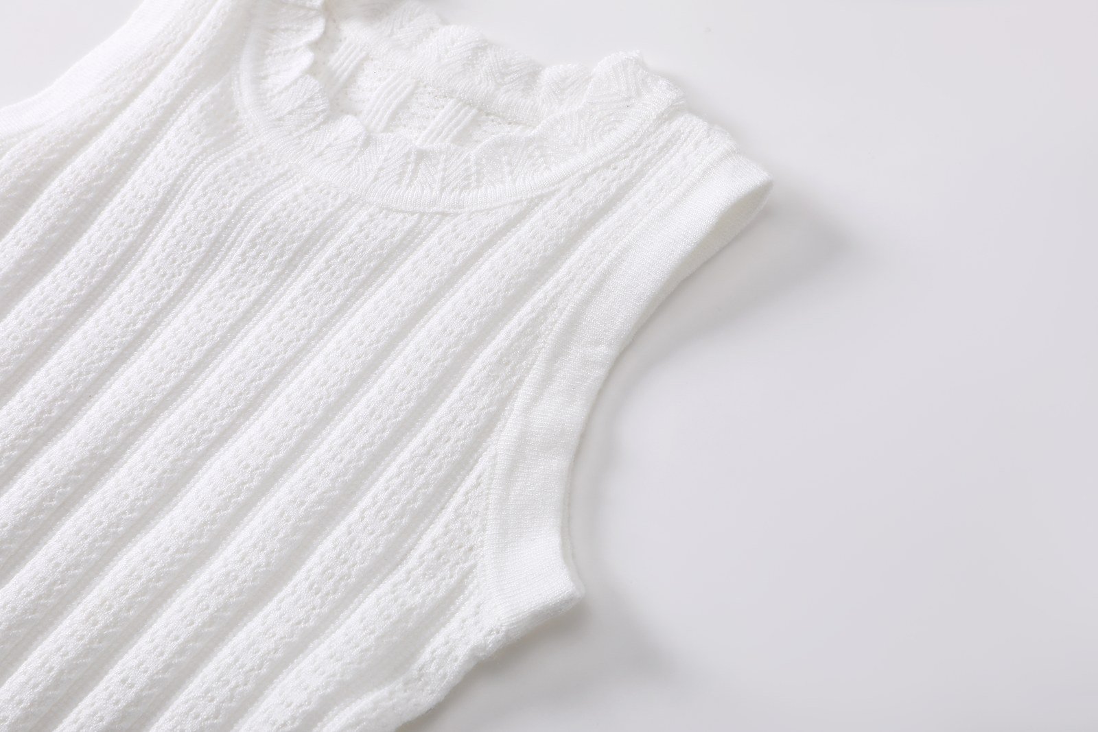 Premium Ribbed Knit Top & Outfit (SKU: 25YJ584) - View 8