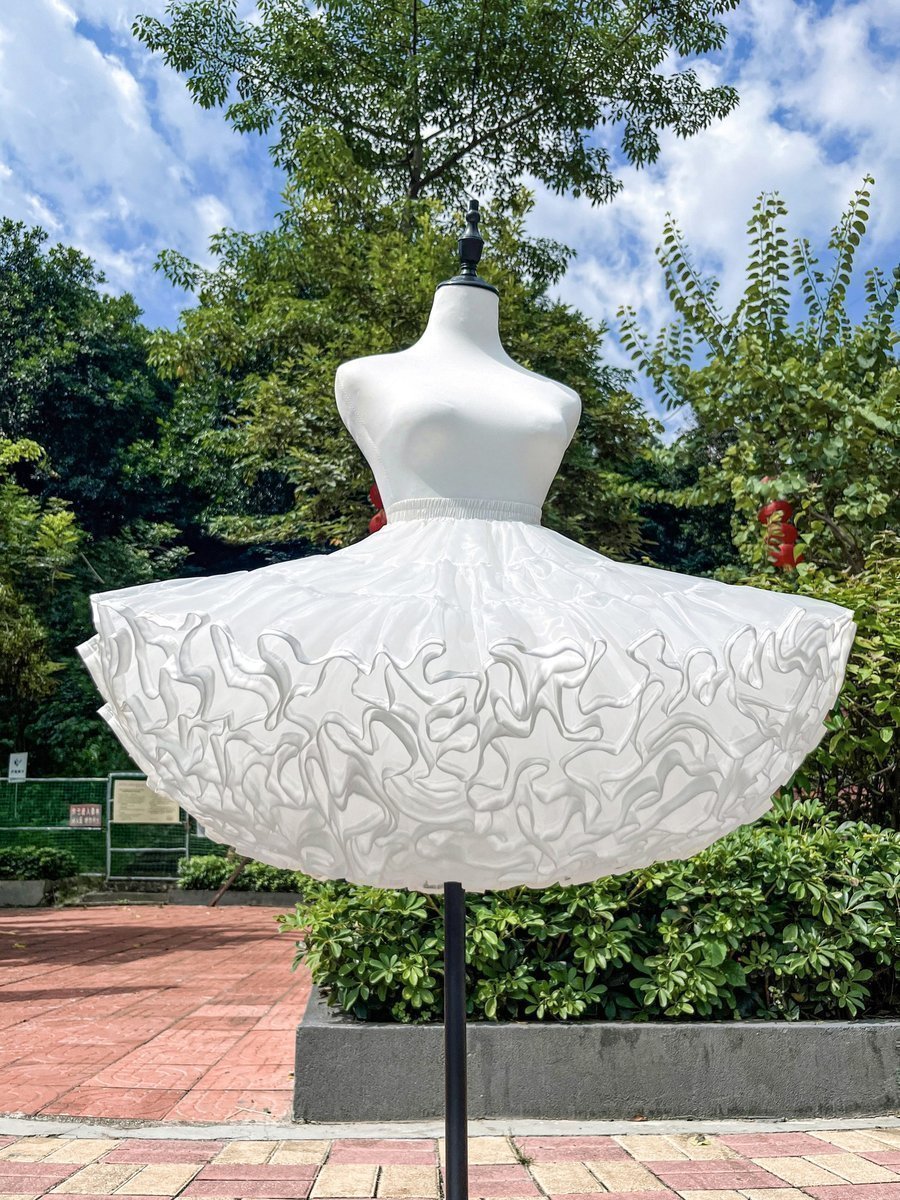 Cloud Tiered Fluffy Pettiskirt (SKU: 25YB670)