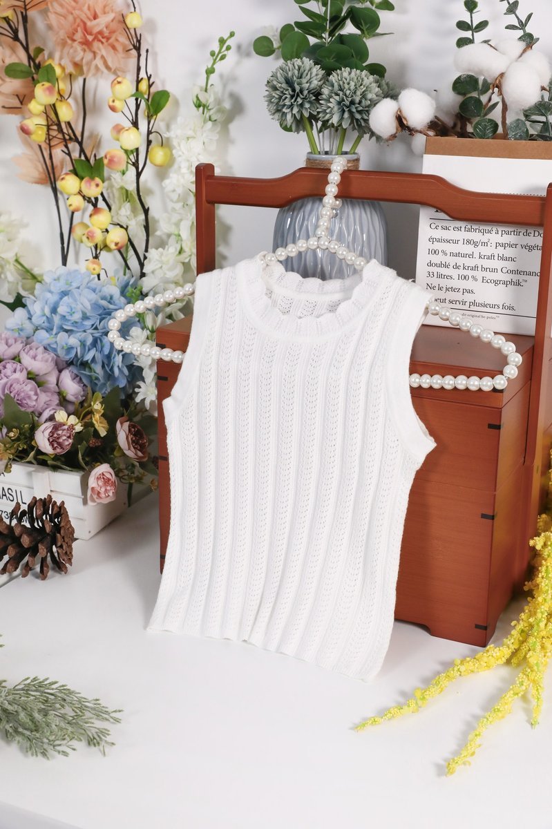 Premium Ribbed Knit Top & Outfit (SKU: 25YJ584)